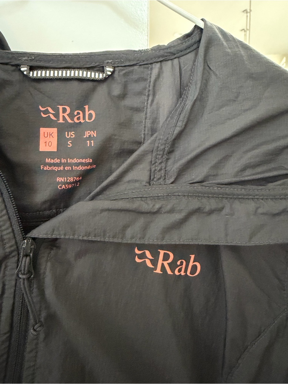 Rab Windbreaker - Picture 4 of 6